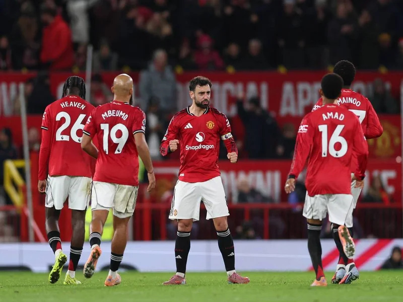 晚邮报:曼联在托纳利争夺战中领先,球员本人更愿留英超